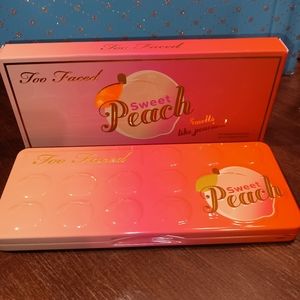 BNIB Too Faced Sweet Peach Palette